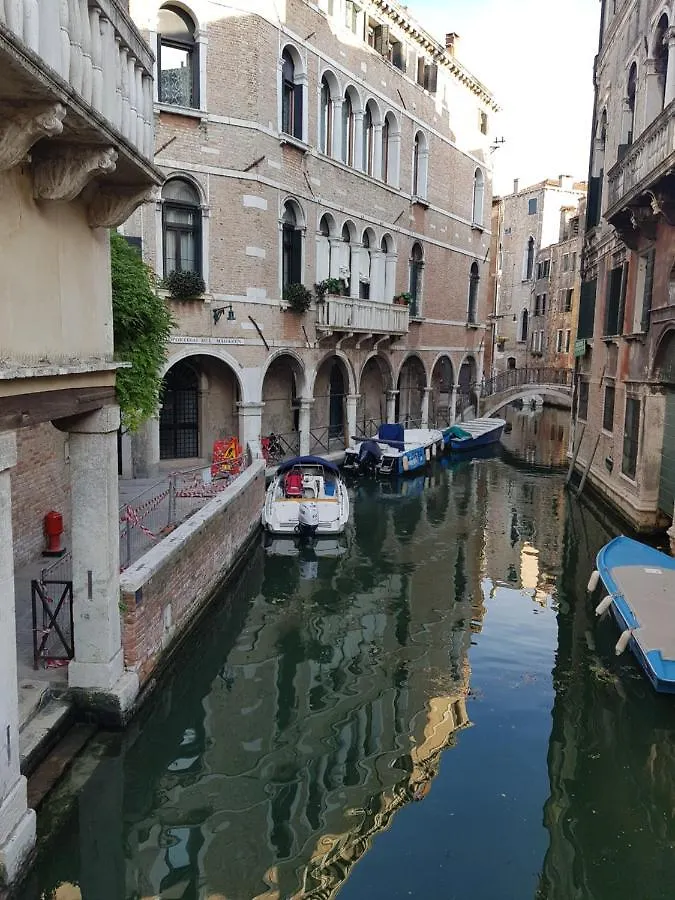 Apartamento Biennale Flat In Giardini Venecia